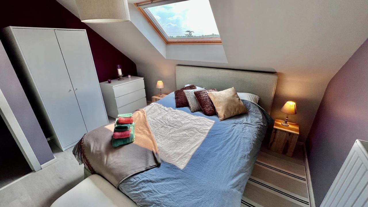 Loft En Duplex Avec Terrasse 3 Chambres Proche Pairi Daiza 몽스 외부 사진